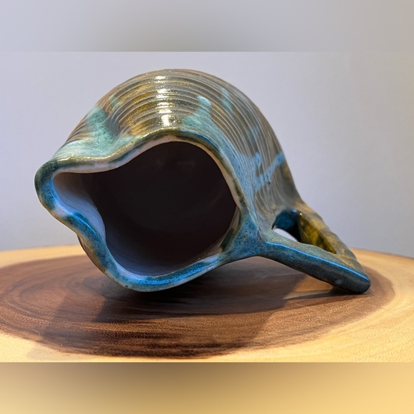 Lander WY Studio Pottery Ribbed Jug Pitcher Artist Signed. Circa 1970 - Picture 8 of 11